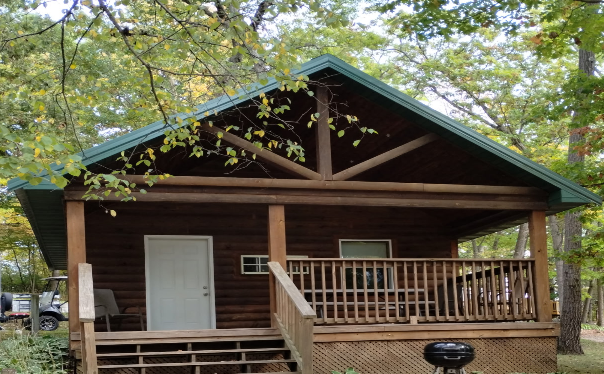 Deluxe cabin at Chapparal RV Resort